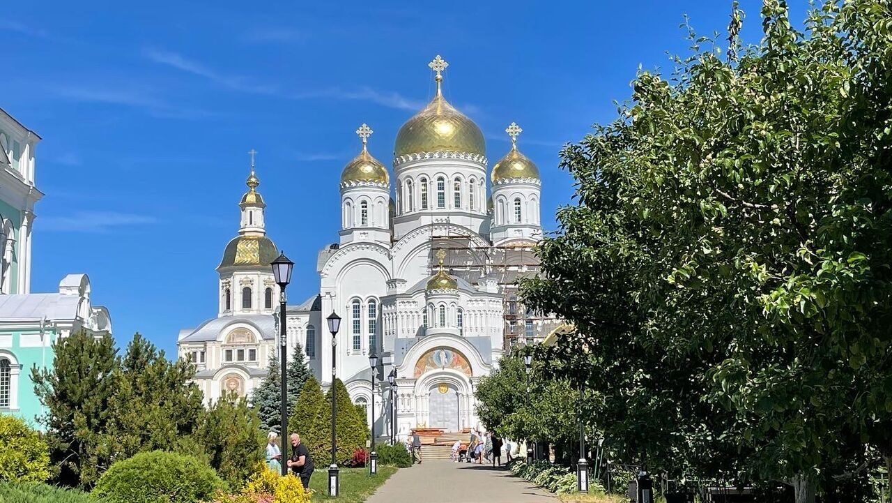 Тур из москвы в дивеево на автобусе. Дивное Дивеево интернет магазин.